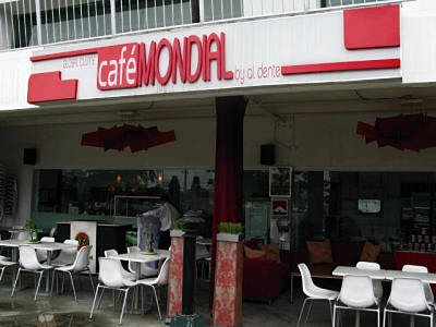 Cafe Mondial